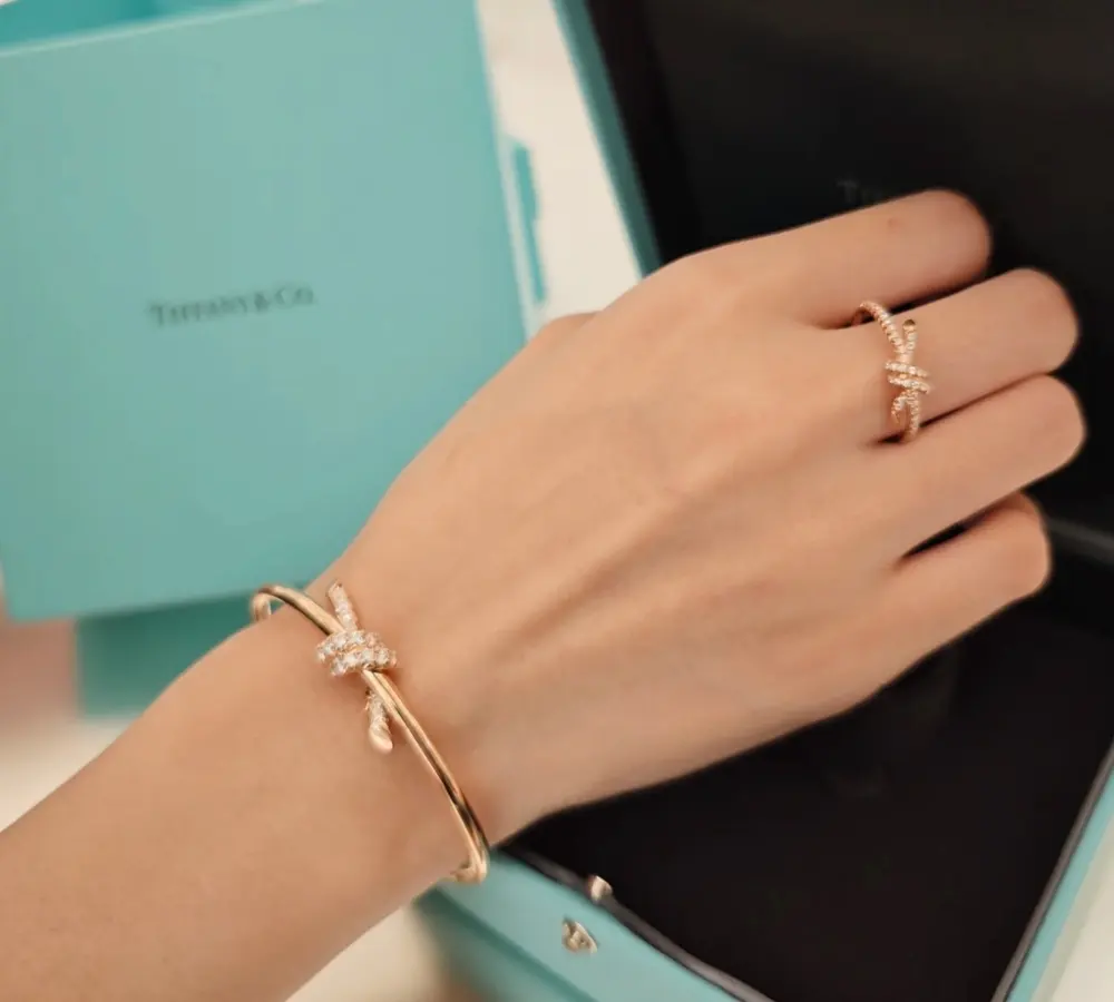 Tiffany single loop diamond knot bracelet