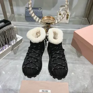 miumiu Miu Fur Slippers 2024 Autumn and Winter New Cotton Shoes Furry Boots from Miu Series