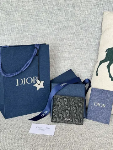 Dior Wallet