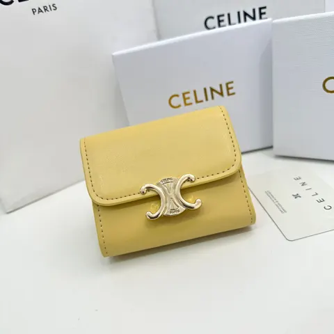 Celine Triomphe