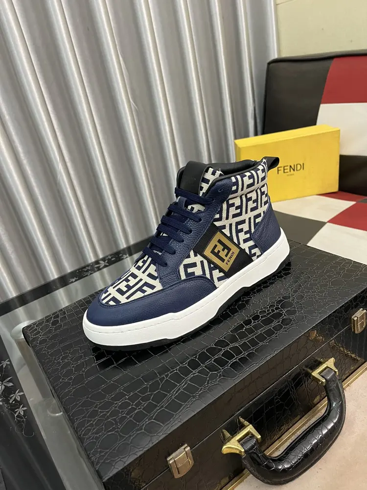 Fendi classic and comfortable men’s casual shoes