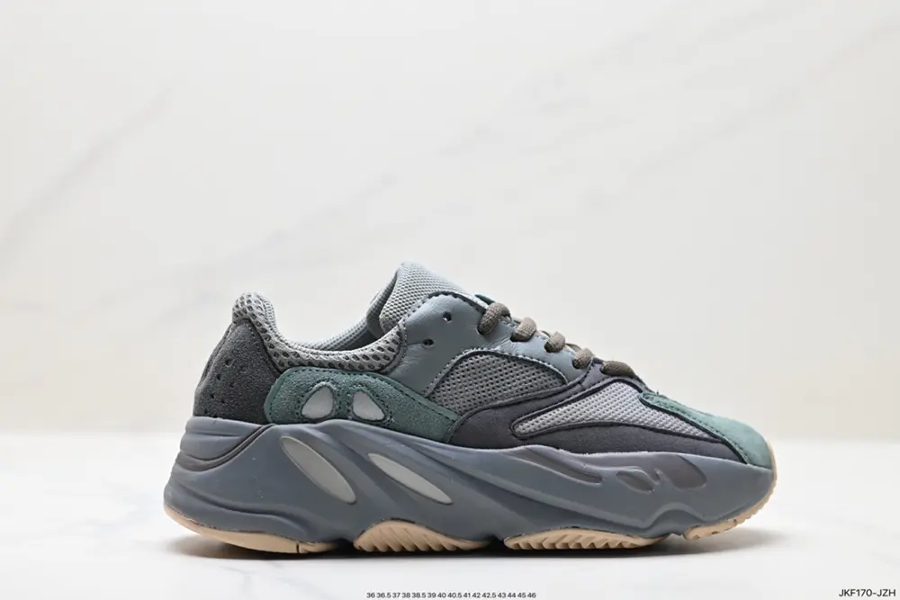 Adidas YEEZY 700V2 ‘Static’ Adidas Yeezy 700 second generation retro dad shoes FE2829 gray