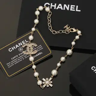 Chanel Double C Pearl Necklace is very beautiful