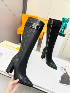 Louis Vuitton is luxurious and simple. Heels
