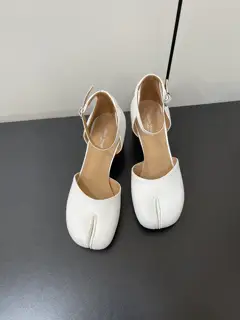 Maison Margiela mm6 retro ankle strap hollow high heel split toe sandals