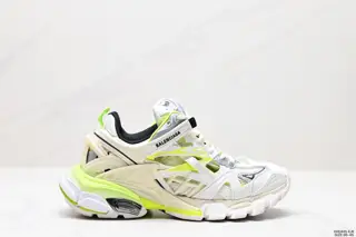 Balenciaga’s new 4th generation men’s and women’s shoes The new version