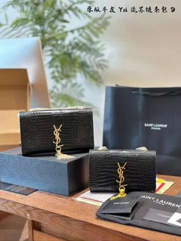 Yves Saint Laurent Bag
