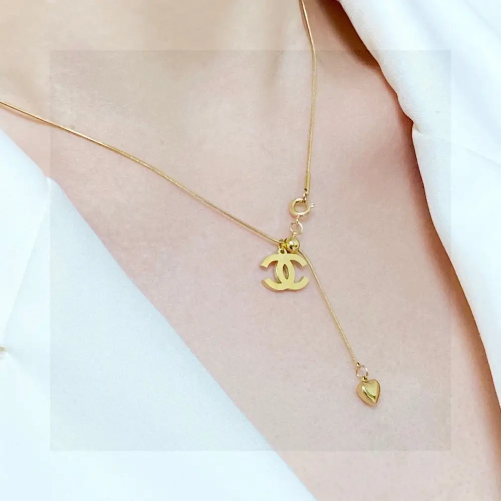 Chanel Double C retractable clavicle necklace