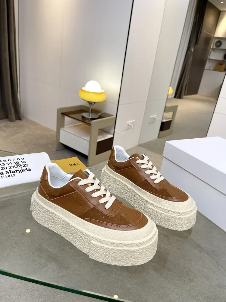 Maison Margiela thick-soled casual sports shoes are based on the classic sneakers and