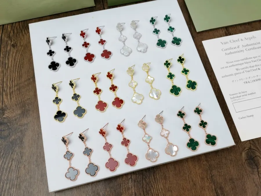 Van Cleef & Arpels Earrings UFO earrings