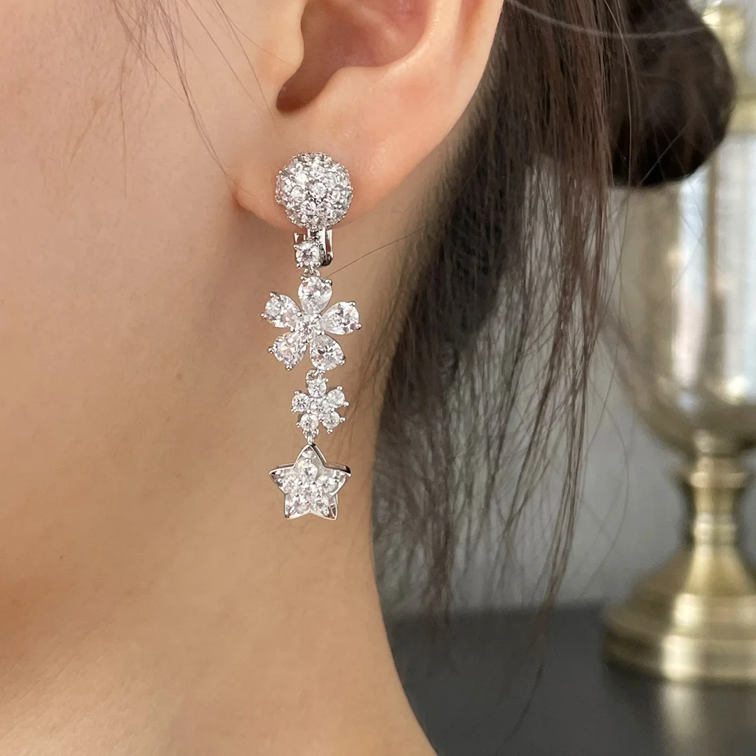 Van Cleef & Arpels white diamond floral earrings