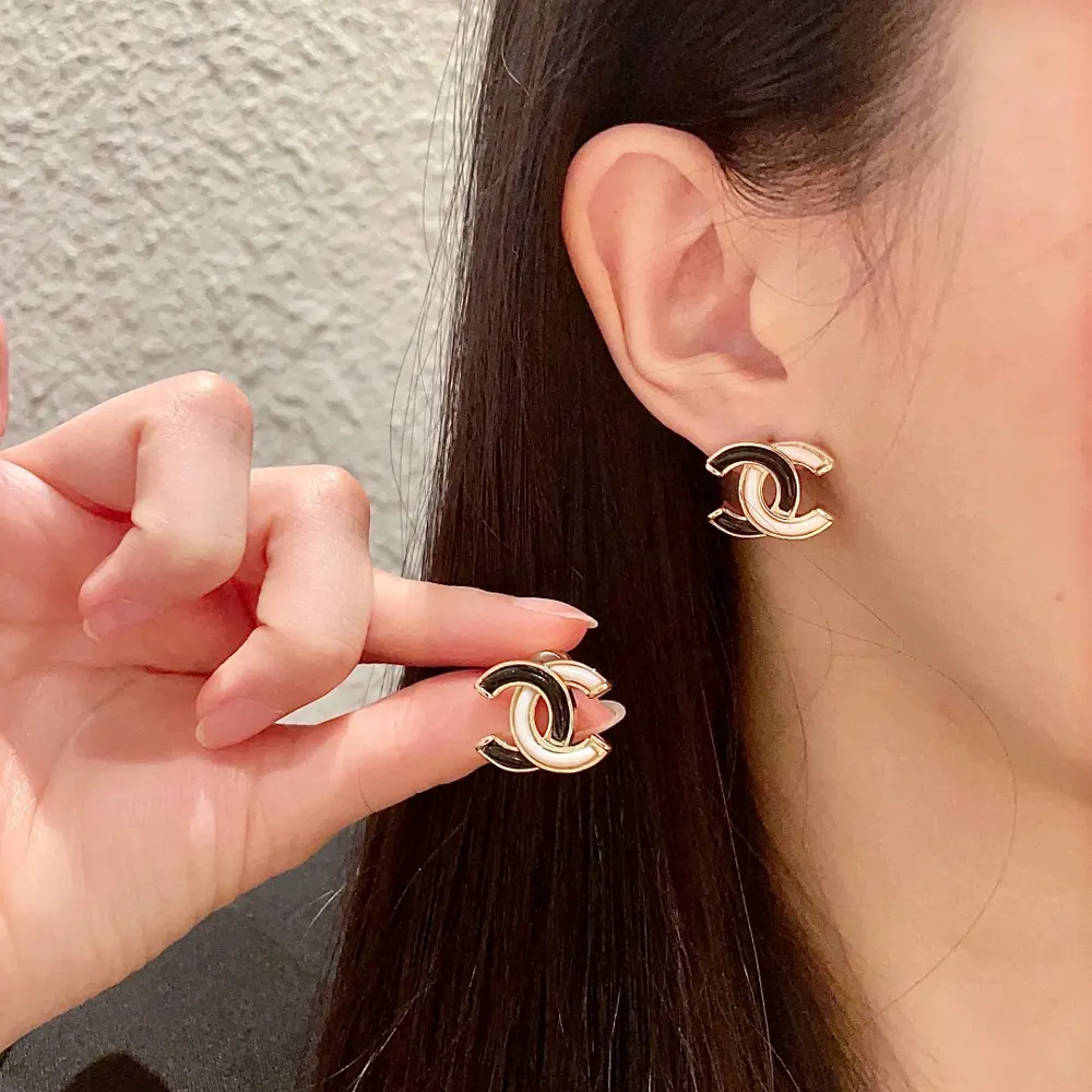 Chanel second-hand earrings
