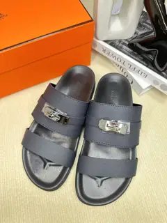 Hermès cowhide H slippers. Paris original flyback mold perfect creation of the highest