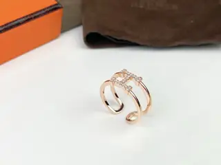 Hermes H Ring Fashionable gold micro-inlaid diamonds Fresh ring open design