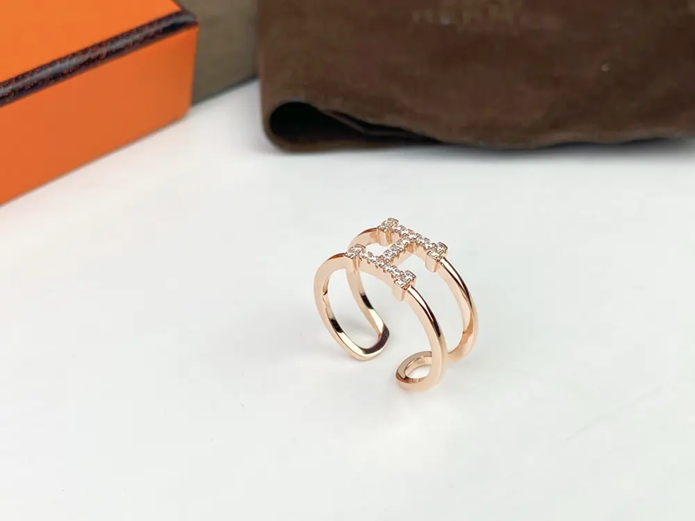 Hermes H Ring Fashionable gold micro-inlaid diamonds Fresh ring open design