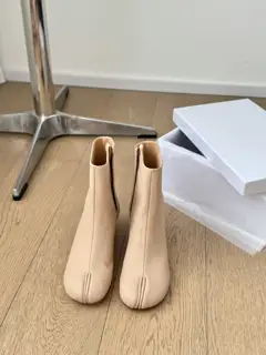 Maison Margiela MM6 split-toe shoes