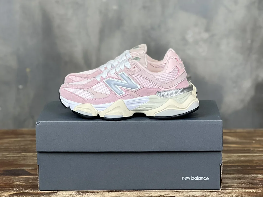 New Balance 9060 NB men’s and women’s casual running shoes are trendy and retro. More