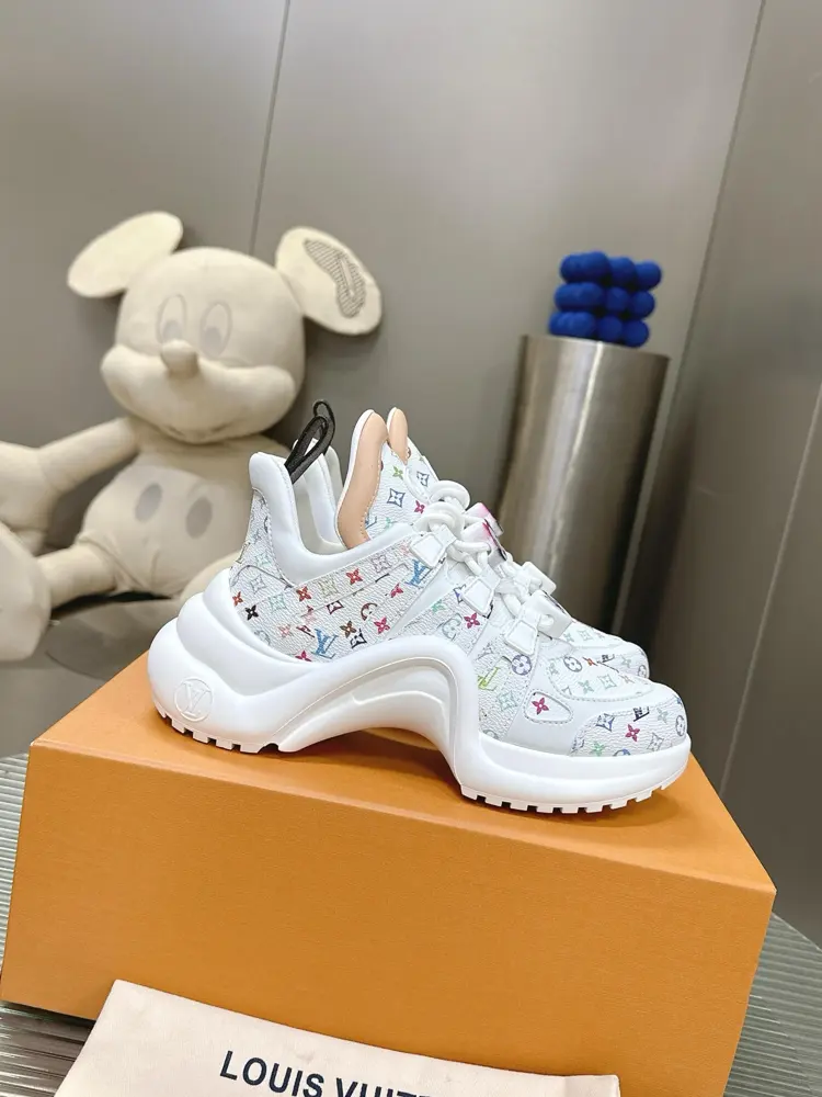 Louis Vuitton Archlight series arched bottom dad shoes casual thick-soled lace-up sneakers