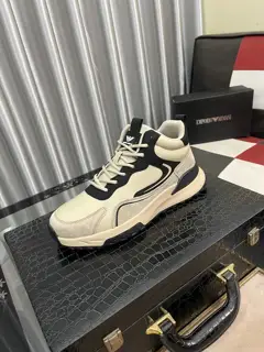 Armani Fashion Men’s Sports Shoes Carefully crafted international brand This casual shoe