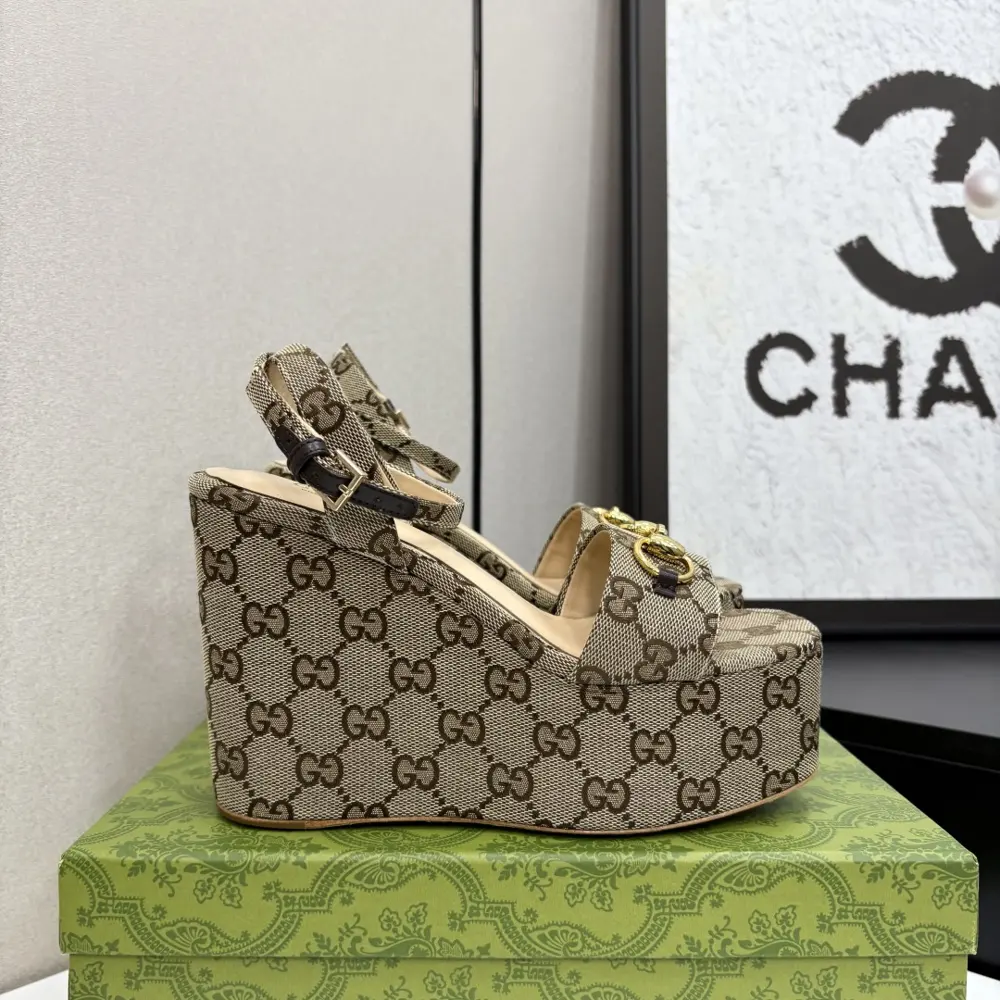 Gucci classic double G wedge heel thick-soled slippers