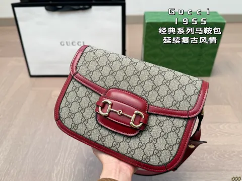 Gucci Saddle