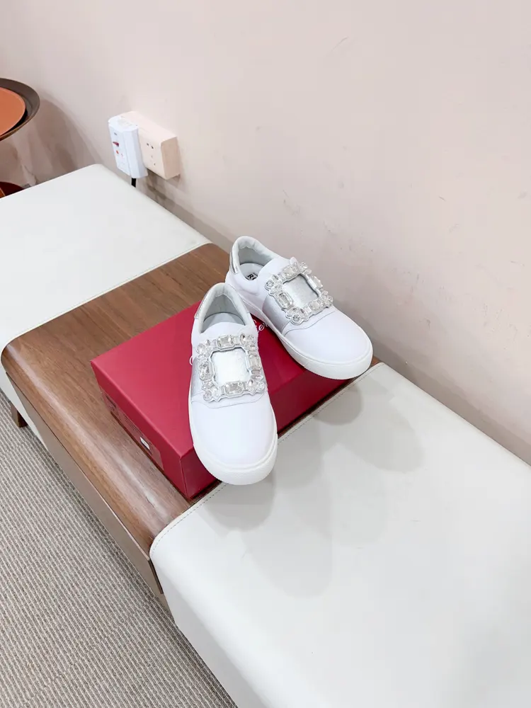 Roger Vivier RV square buckle white shoes