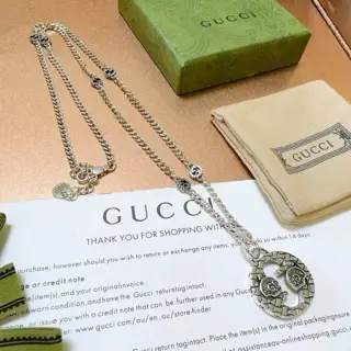 Gucci The latest Gucci necklace with a higher grade chain