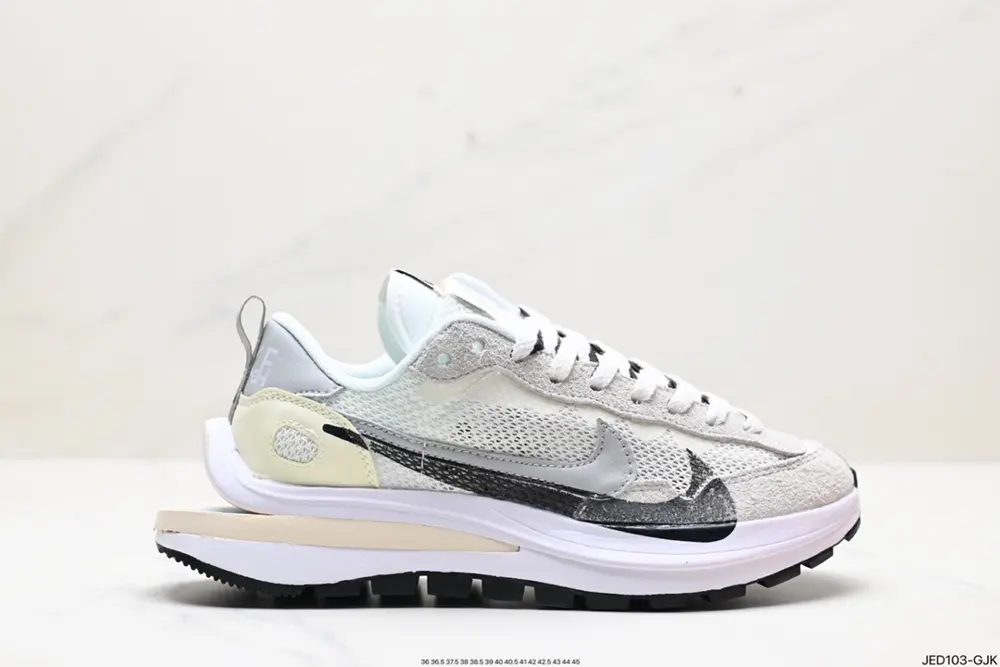 Nike Sacai X NIKe regasus vaporrly SP waffle double hook three generations 3.0 catwalk The CV1363-101