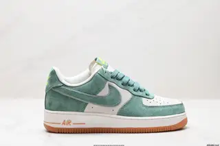 NIKE AIR FORCE 1’07 Sneakers CV0820-405