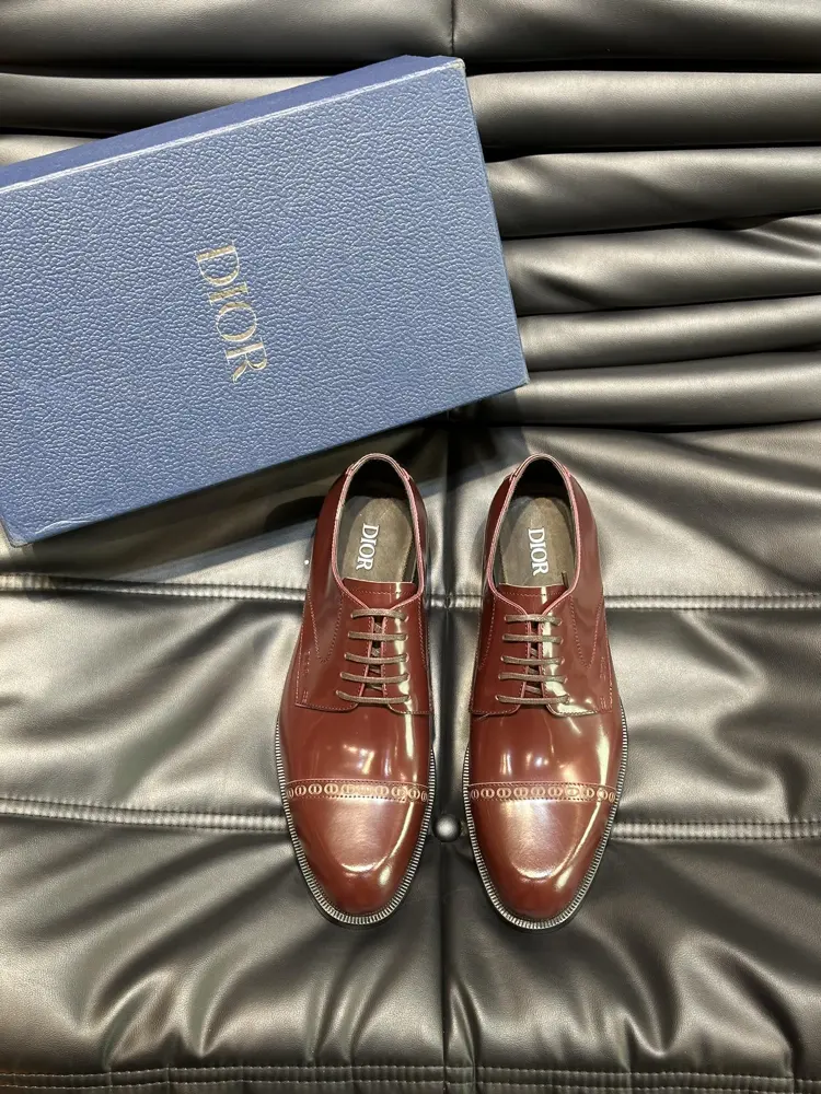 Dior men’s formal leather shoes with large soles