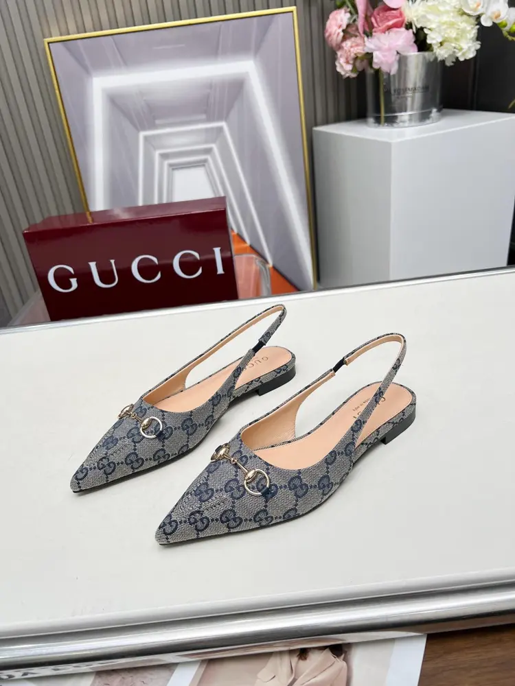 Gucci original hardware chain buckle Shoes