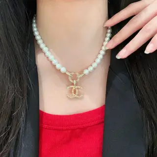 Chanel vintage necklace
