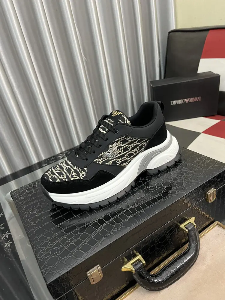 Armani Fashion Men’s Sports Shoes Carefully crafted international brand This casual shoe