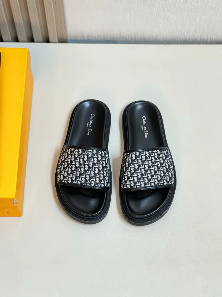 Dior men’s summer slippers