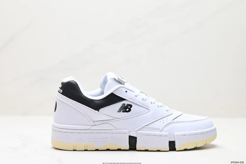 New Balance series of classic retro low-top casual sports basketball shoes actually started CTJSB1