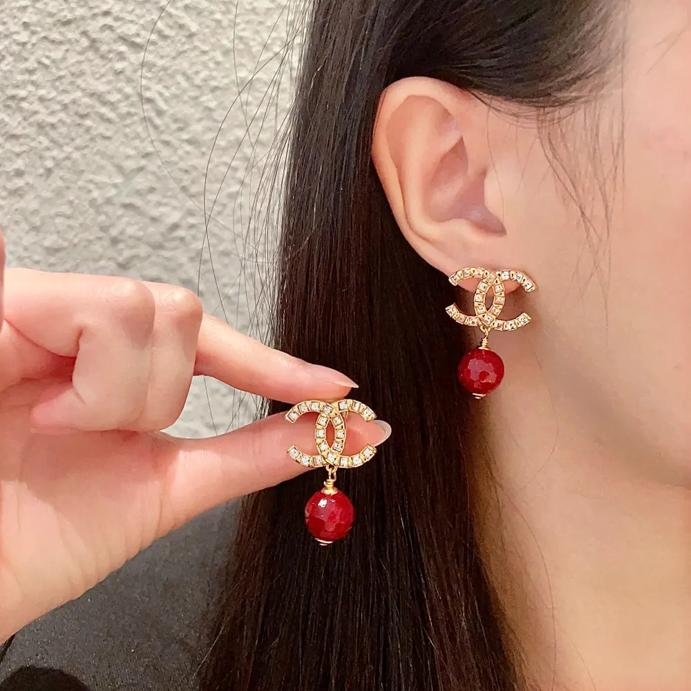 Chanel second-hand earrings