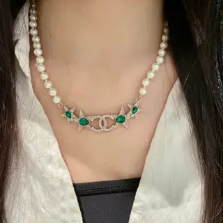 Chanel vintage necklace
