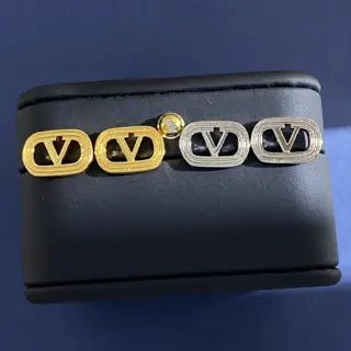 Valentino glossy oval V letter earrings
