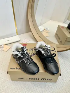 Miu Miu Miu + New Balance co-branded model new model Forrest Gump shoes German training
