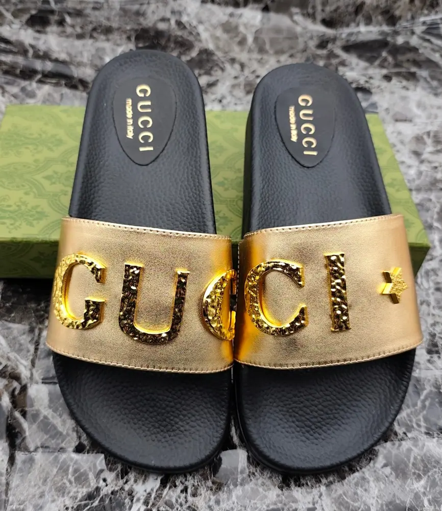 Gucci slippers