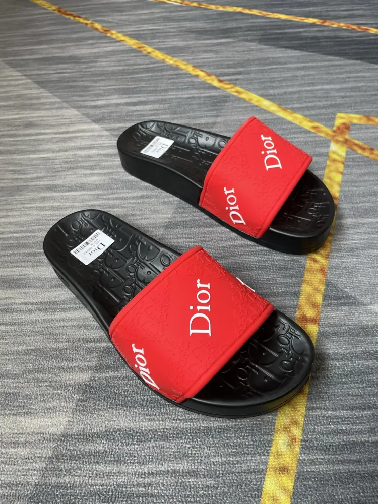 Dior’s new products are a hit in the Year of the Snake