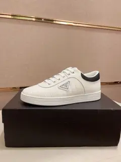 Prada casual fashion men’s shoes