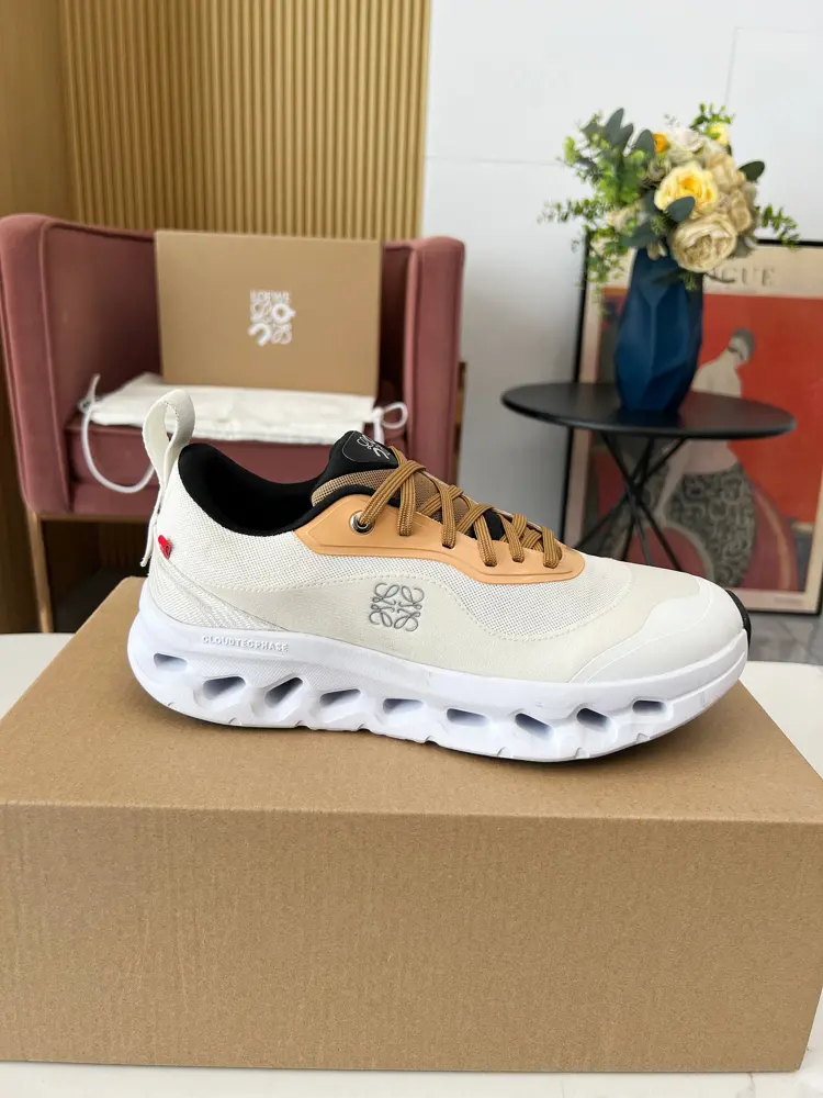 Loewe x on cioudtilt2.0 running shoes