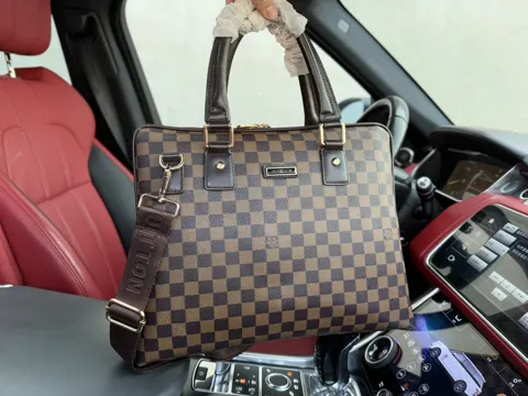 Louis Vuitton Crossbody