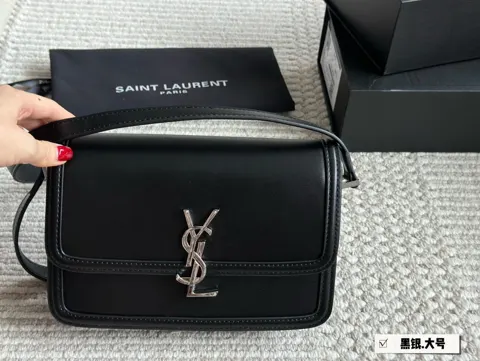 Yves Saint Laurent Bag