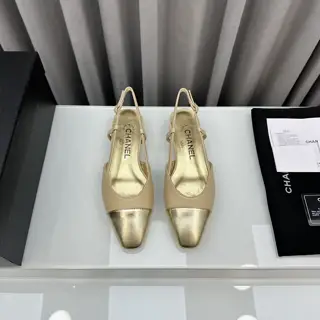 The latest square-toed shoes from Chanel’s official website
