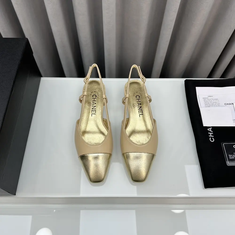The latest square-toed shoes from Chanel’s official website