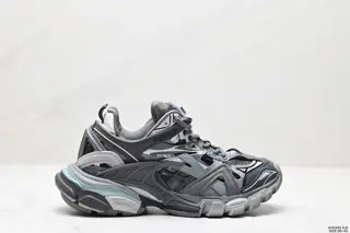 Balenciaga’s new 4th generation men’s and women’s shoes The new version