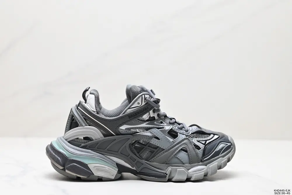 Balenciaga’s new 4th generation men’s and women’s shoes The new version