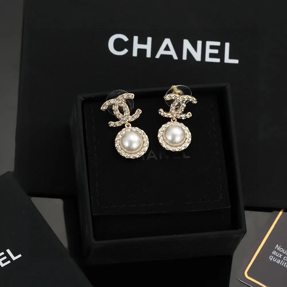 Chanel pearl earrings